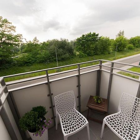 Cosy Studio With Private Garage P4You Pl Appartement Krakau Buitenkant foto